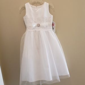Swea Pea Lilli white dress perfect for communion or any othe special occasion.